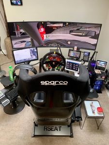 Simulador que Miguel Paludo utiliza para colocar seus treinamentos em dia