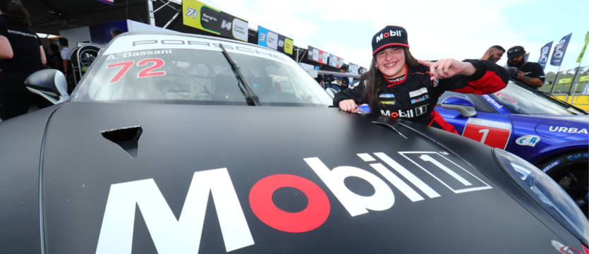 Com 65 pilotos confirmados no Velocitta, Porsche Cup C6 Bank tem recorde de inscritos para uma etapa de sprint Com 65 pilotos confirmados no Velocitta, Porsche Cup C6 Bank tem recorde de inscritos para uma etapa de sprint
