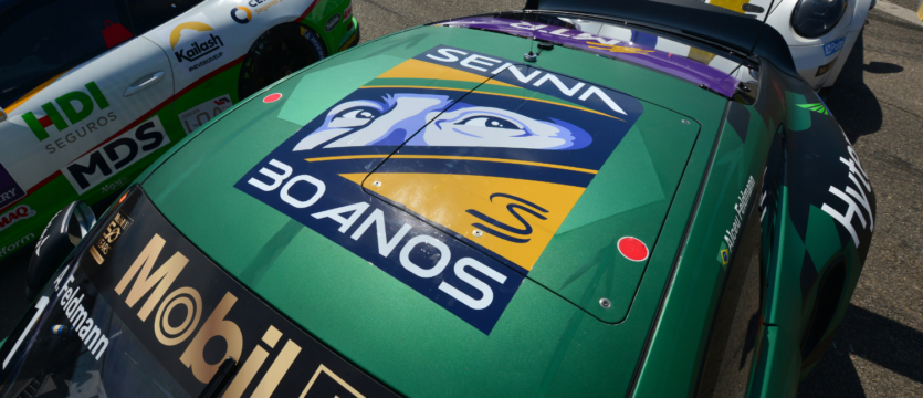 Porsche Cup C6 Bank se une às homenagens ao legado de Ayrton Senna em Interlagos