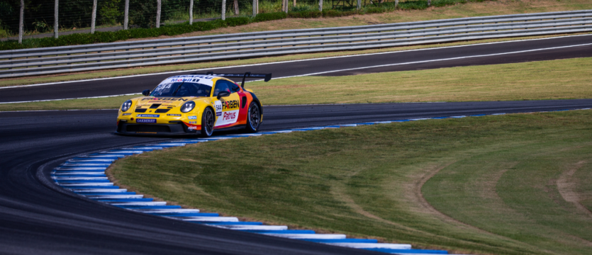Marçal Muller permanece na liderança da Porsche Cup C6 Bank no Velocitta Marçal Muller permanece na liderança da Porsche Cup C6 Bank no Velocitta